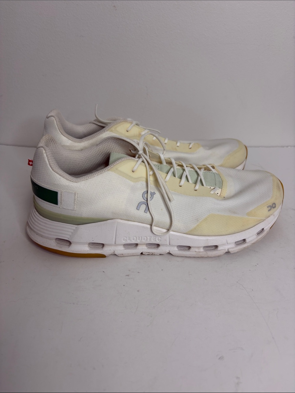 On Running Cloudnova Form Shoes Mens US 10 White Green Ivory Breathable Sneakers